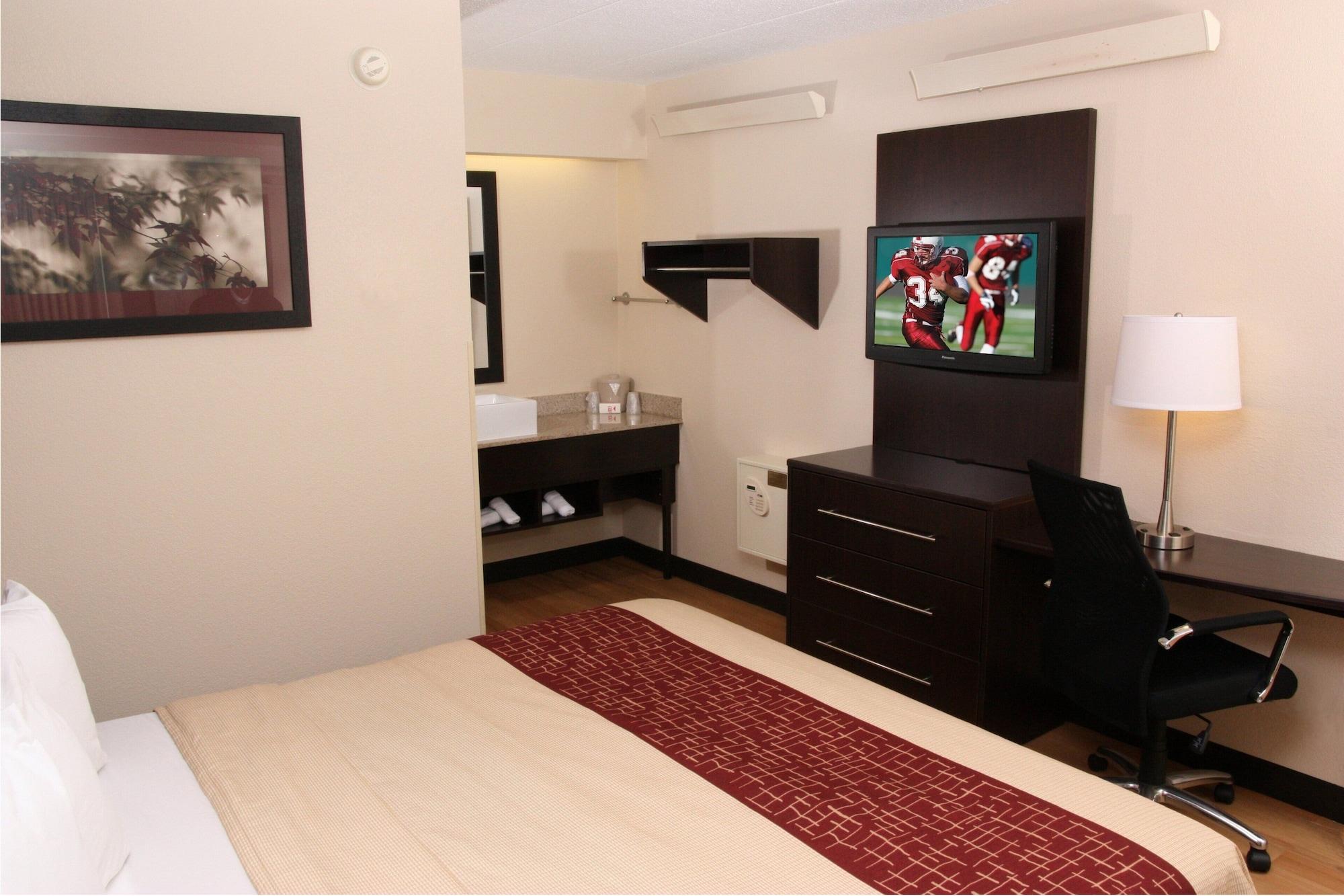 Red Roof Inn Plus+ Philadelphia Airport Essington Bagian luar foto